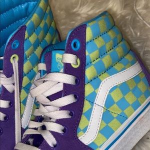 Vans Sk8 Hi Checkerboard Skate Shoe - Violet/Cyan